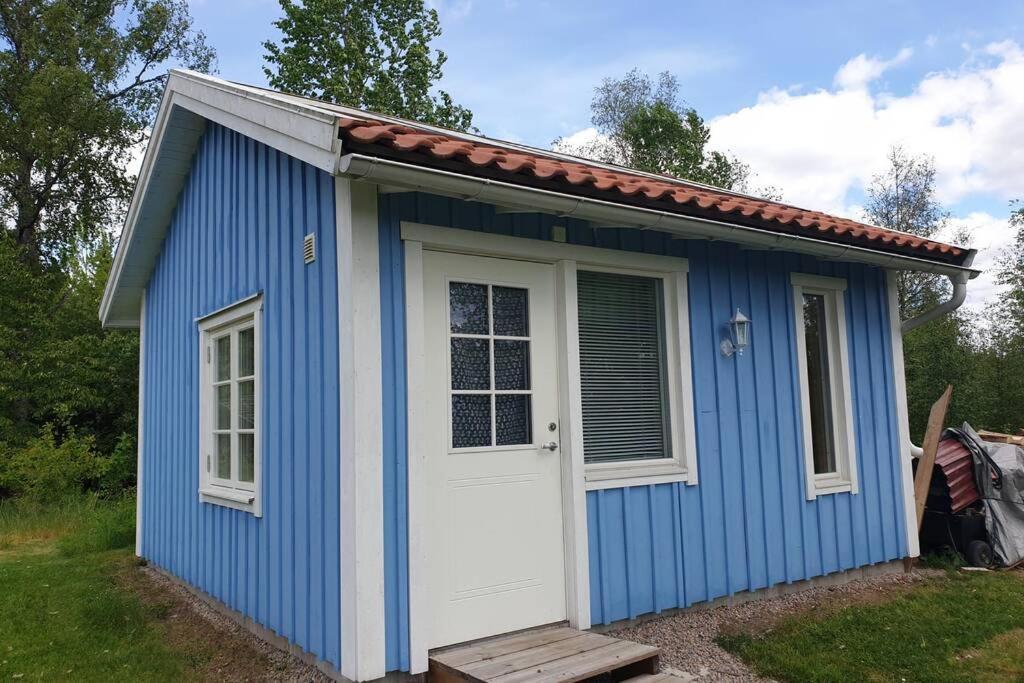 Gaeststuga I Vacker Natur, Bastu, Bubbelpool Sommartid Och Gratis Parkering Naera Ulricehamn Och Lassalyckan, Guesthouse With Nice View With Sauna And Free Parking Close To Dalsjoefors And Fishing Borås Extérieur photo