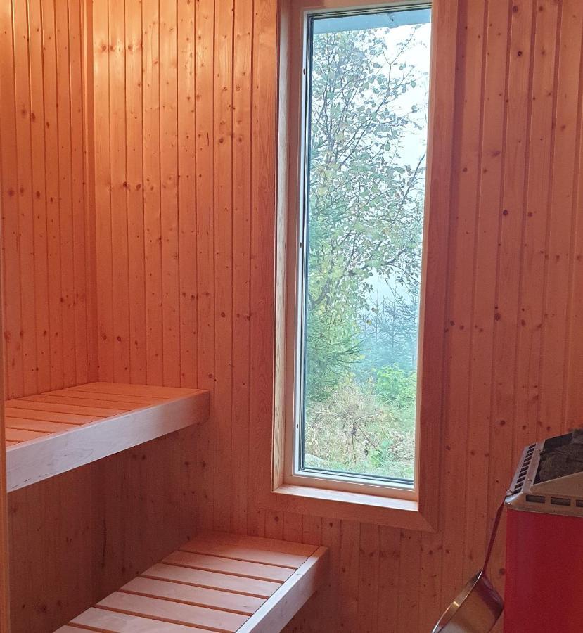 Gaeststuga I Vacker Natur, Bastu, Bubbelpool Sommartid Och Gratis Parkering Naera Ulricehamn Och Lassalyckan, Guesthouse With Nice View With Sauna And Free Parking Close To Dalsjoefors And Fishing Borås Extérieur photo